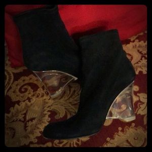 Suede illusion bootie!